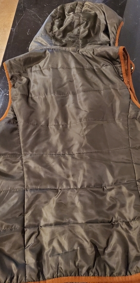 Vince Camuto Hooded Olive Vest Large - Picture 4 of 4